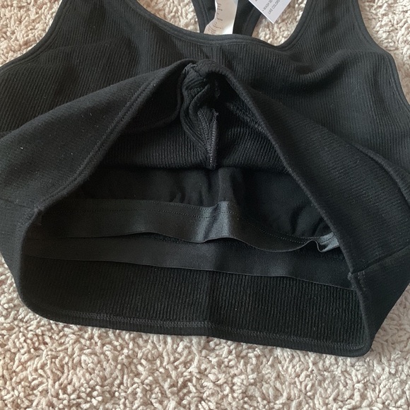 Fabletics Kingsley Seamless Bra - Picture 3 of 5